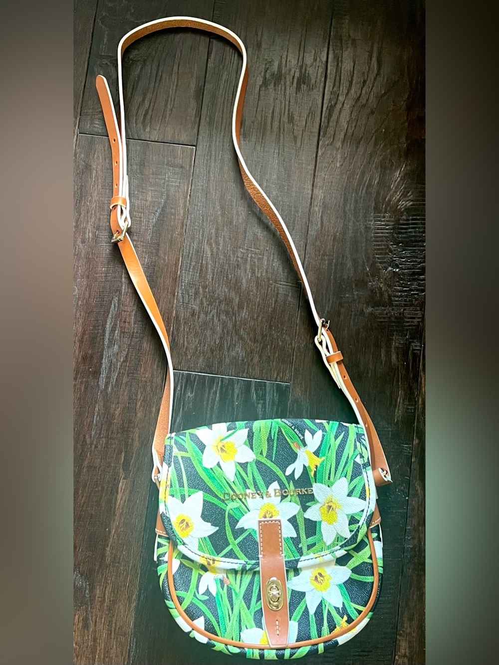 Dooney & Bourke Daffodil Field Bag Black Floral Crossbody / Shoulder Bag NWOT
